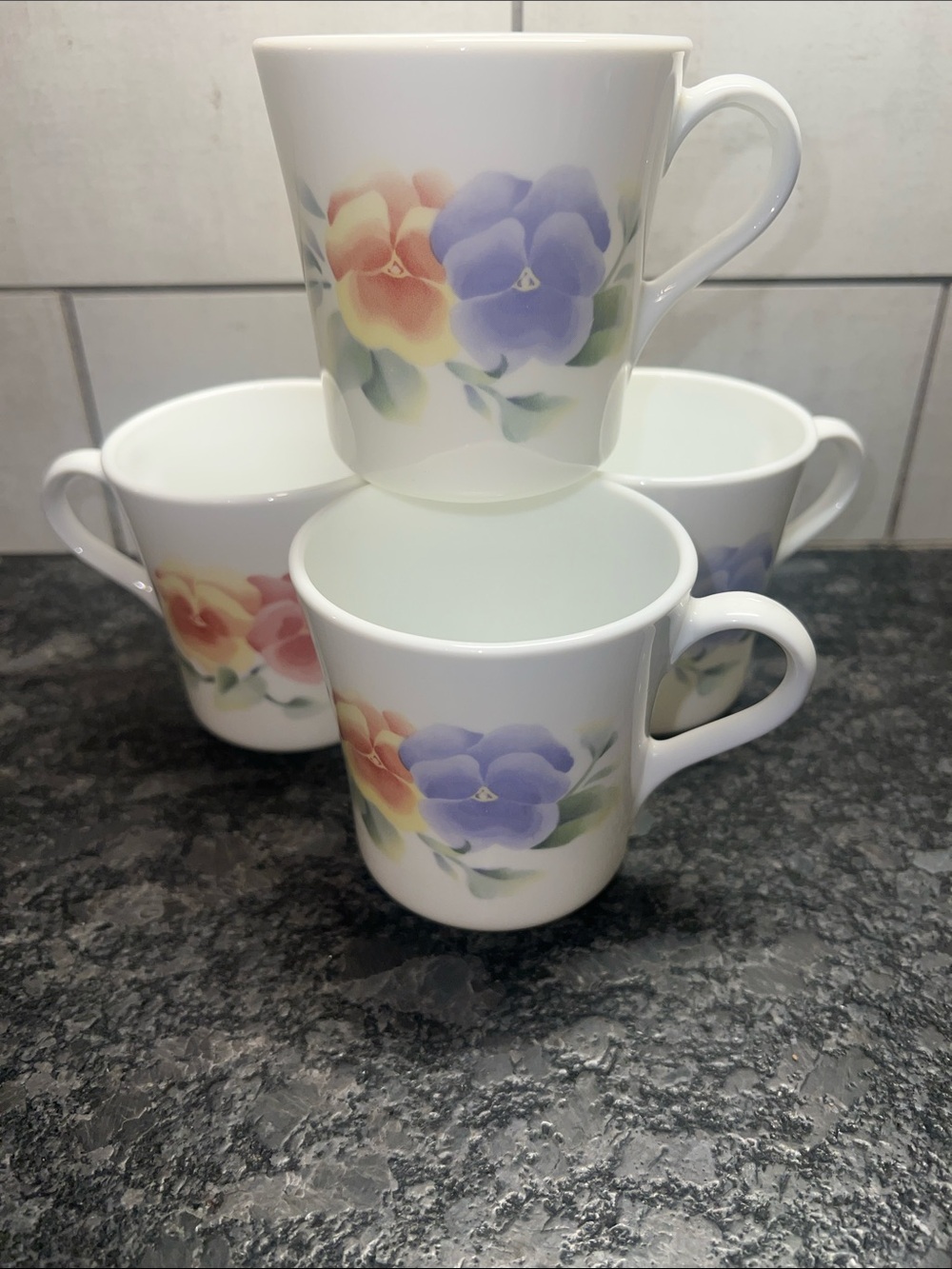 Corning SUMMER BLUSH White Pansey Floral Coffee Mugs - Set of 4
